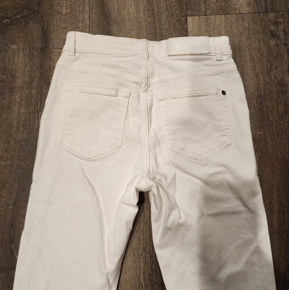 Ted Baker Laycena White Skinny Jean with Crochet Detail - Picture 6 of 6